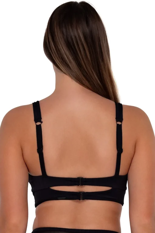 Sunsets Black Seagrass Texture Danica Top< Plus Size | Underwire