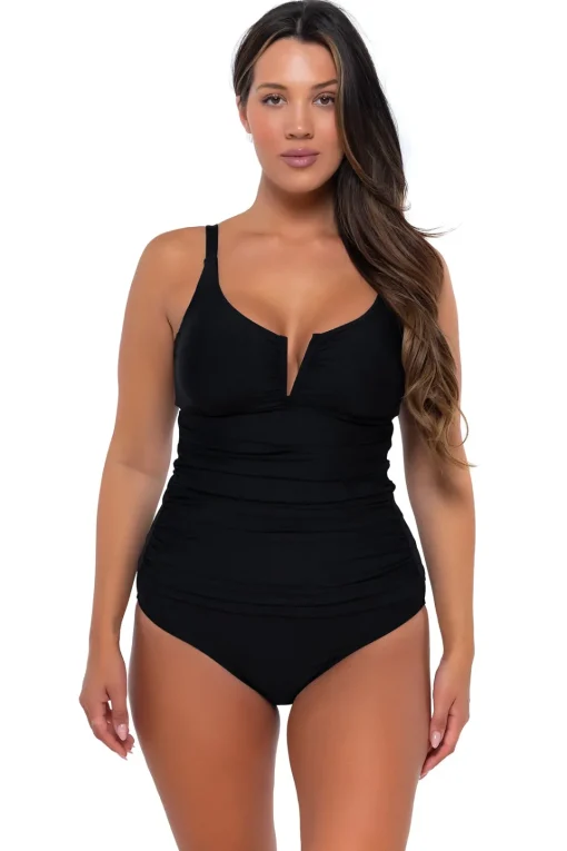 Sunsets Black Zuri V-Wire Tankini Top< Plus Size | Underwire