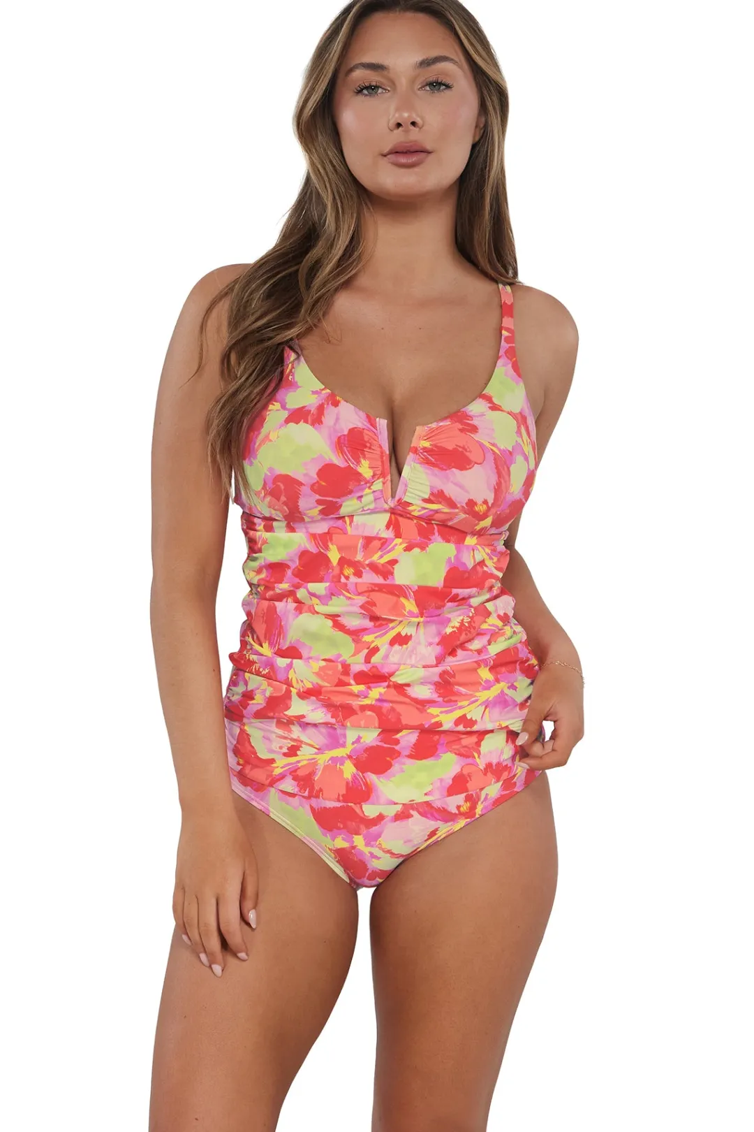 Sunsets Butterfly Beach Zuri V-Wire Tankini Top< Plus Size | Underwire