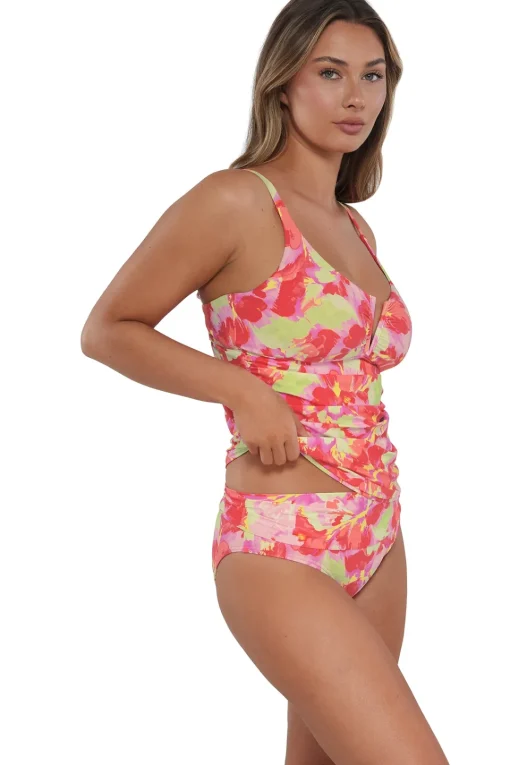 Sunsets Butterfly Beach Zuri V-Wire Tankini Top< Plus Size | Underwire