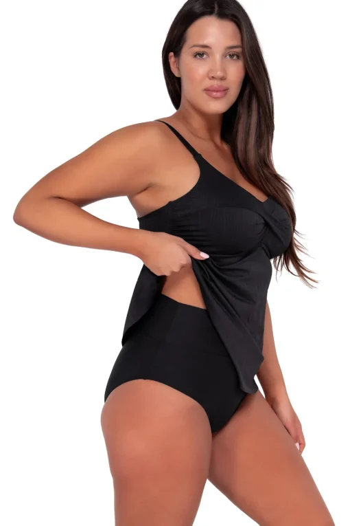 Sunsets Escape Black Seagrass Texture Tori Tankini Top< Wire-Free | Tankinis