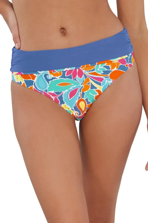Sunsets Festive Floral Sandbar Rib Capri High Waist Bottom< Plus Size | High-Waist