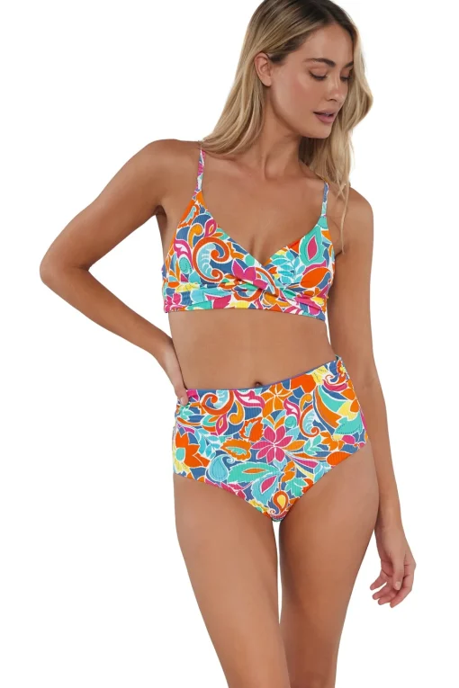 Sunsets Festive Floral Sandbar Rib Capri High Waist Bottom< Plus Size | High-Waist