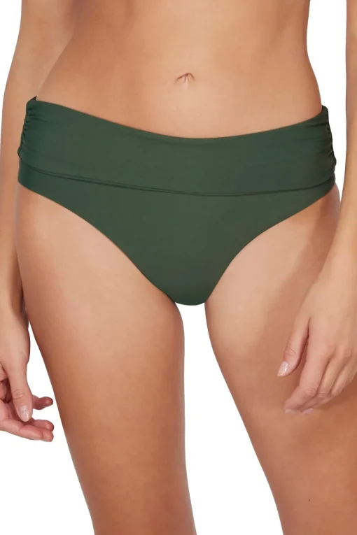 Sunsets Island Green Capri High Waist Bottom< Plus Size | High-Waist