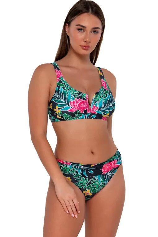 Sunsets Twilight Blooms Vienna V-Wire Top< Plus Size | Underwire